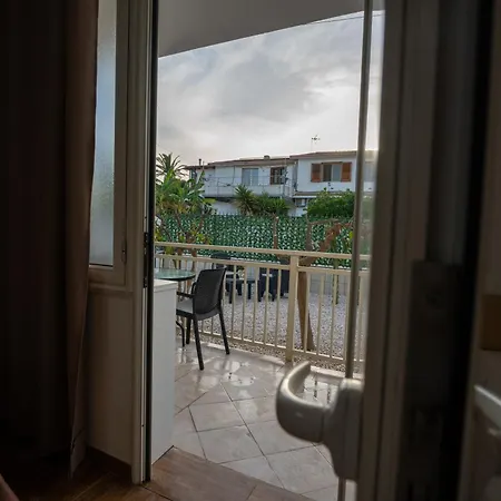 Bed & Breakfast Achibea 2*