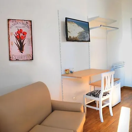 Achibea Bed & Breakfast